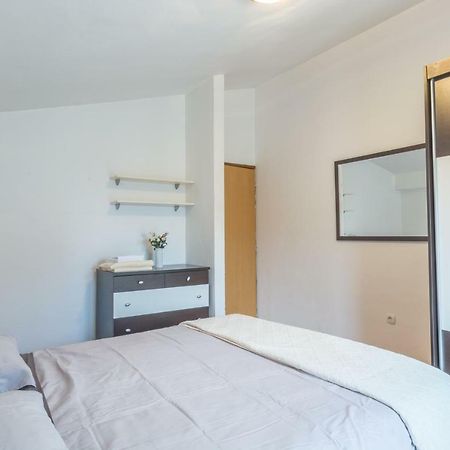 Apartman Rita Lägenhet Zadar Exteriör bild