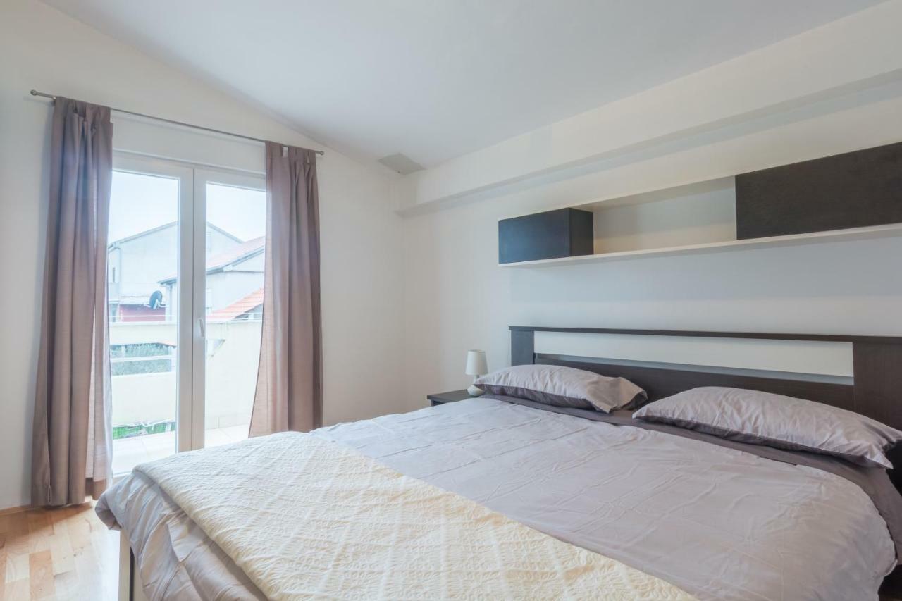 Apartman Rita Lägenhet Zadar Exteriör bild
