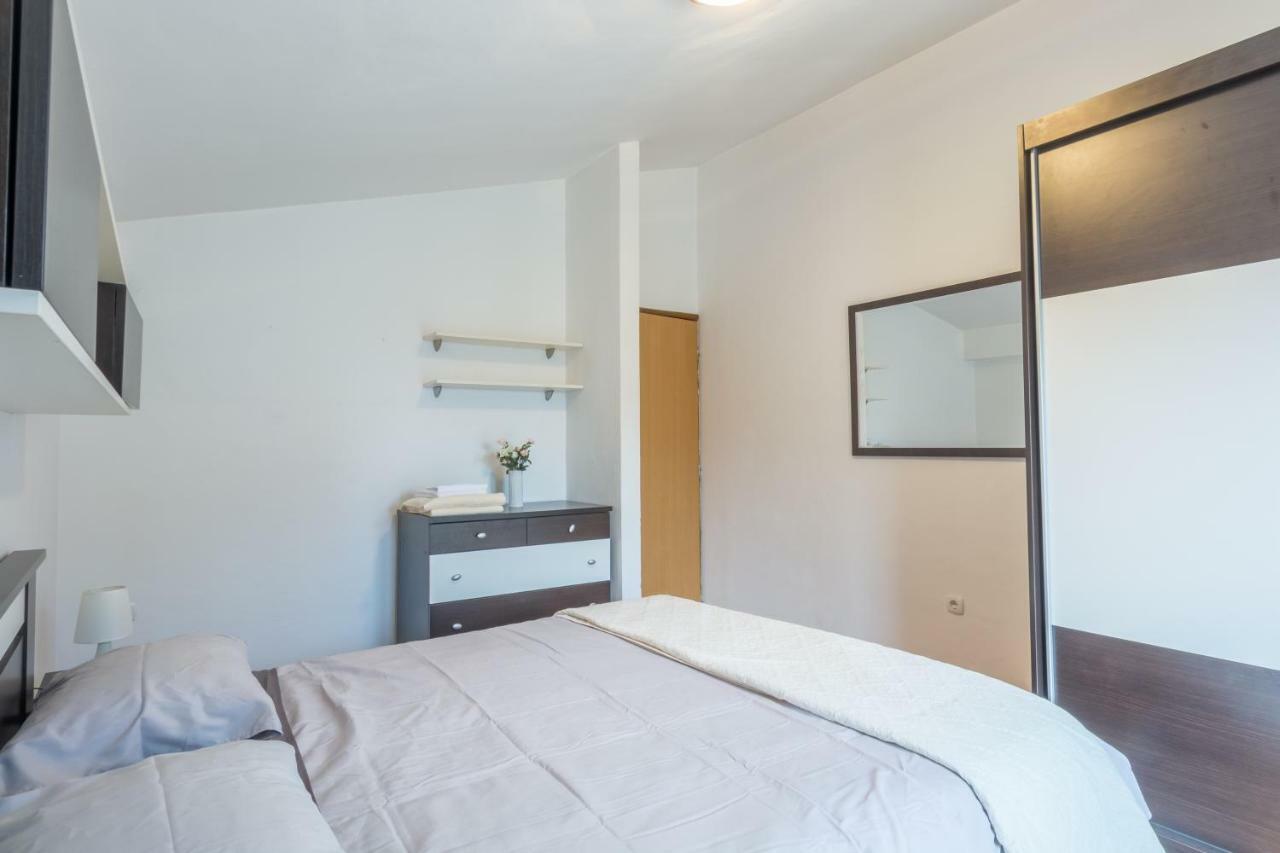 Apartman Rita Lägenhet Zadar Exteriör bild