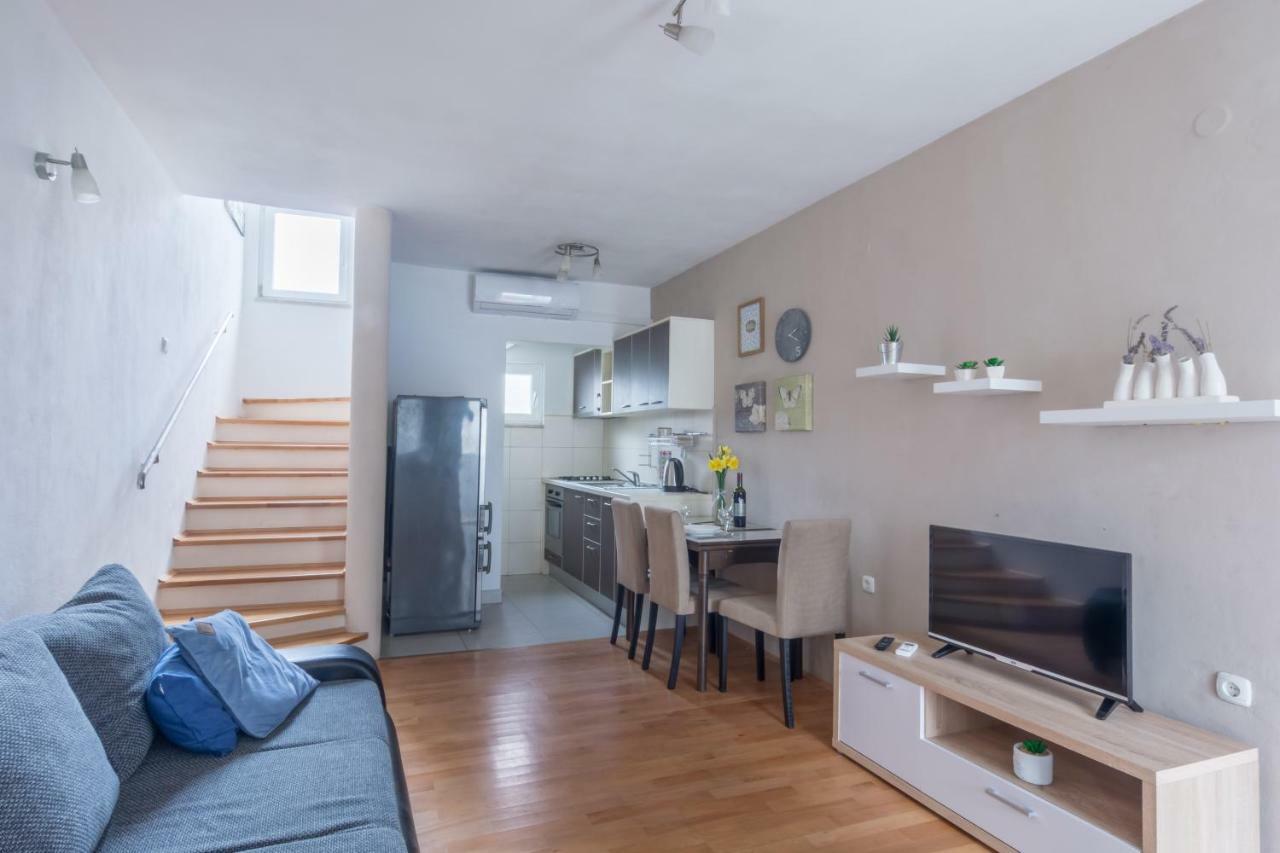 Apartman Rita Lägenhet Zadar Exteriör bild